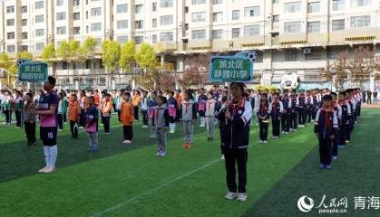 世界杯下载中心-西宁市城北区2026年“区长杯”校园足球联赛启幕